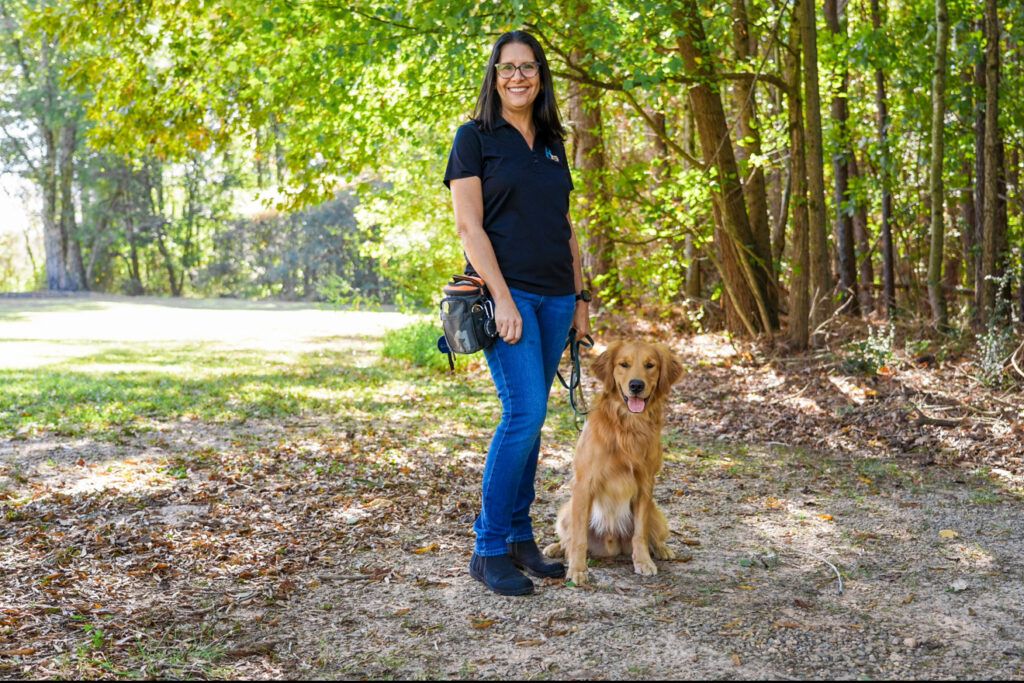 marlene ruiz with golden retriever dog